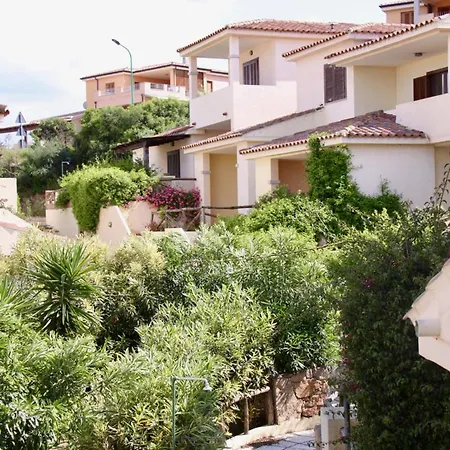 Apartahotel Tavolara *